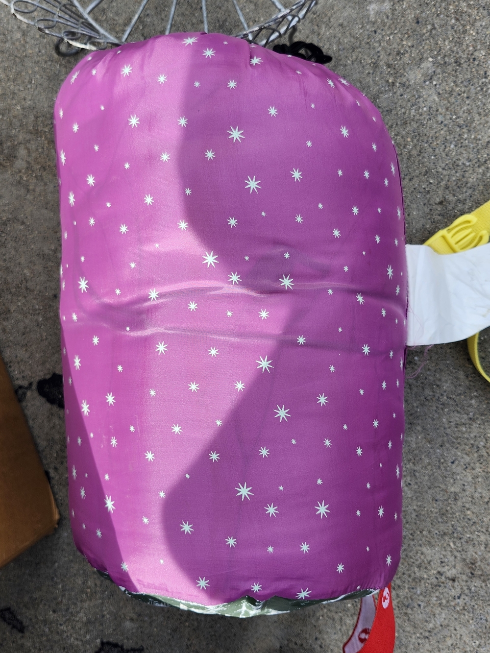Coleman Youth Sleeping Bag - Pink - Picture 2 of 2